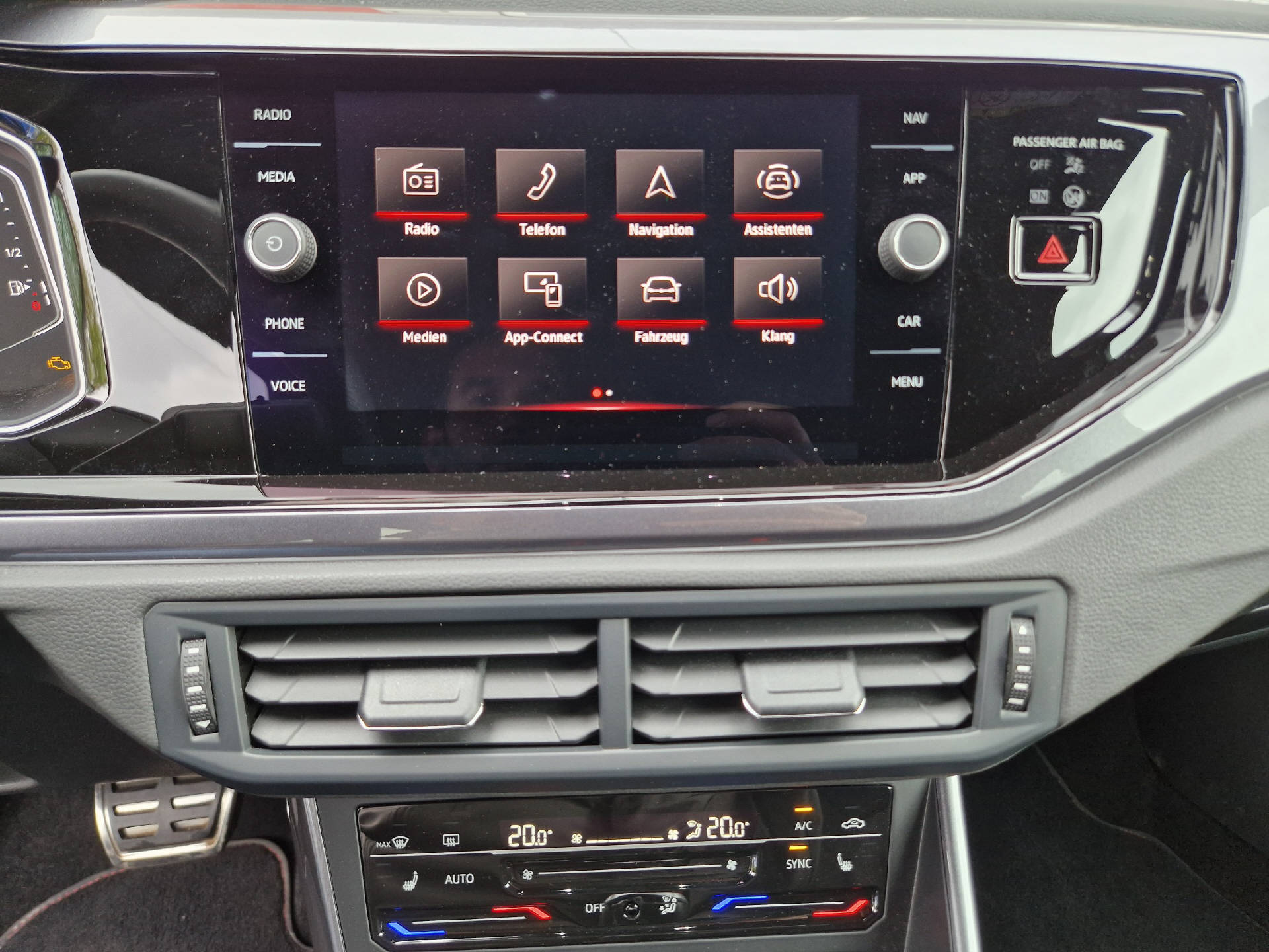 VW Polo 2.0 TSI GTI DSG-image-10
