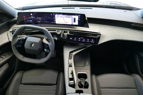 PEUGEOT 3008 73kWh Allure-image-9