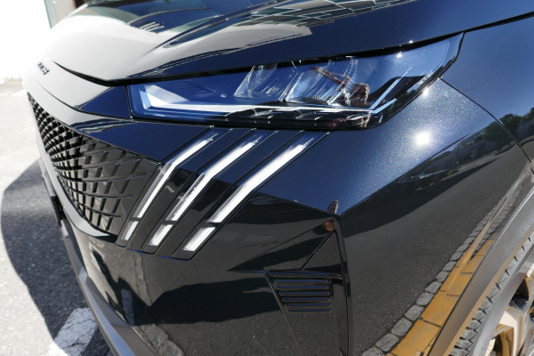 PEUGEOT 3008 73kWh Allure-image-5