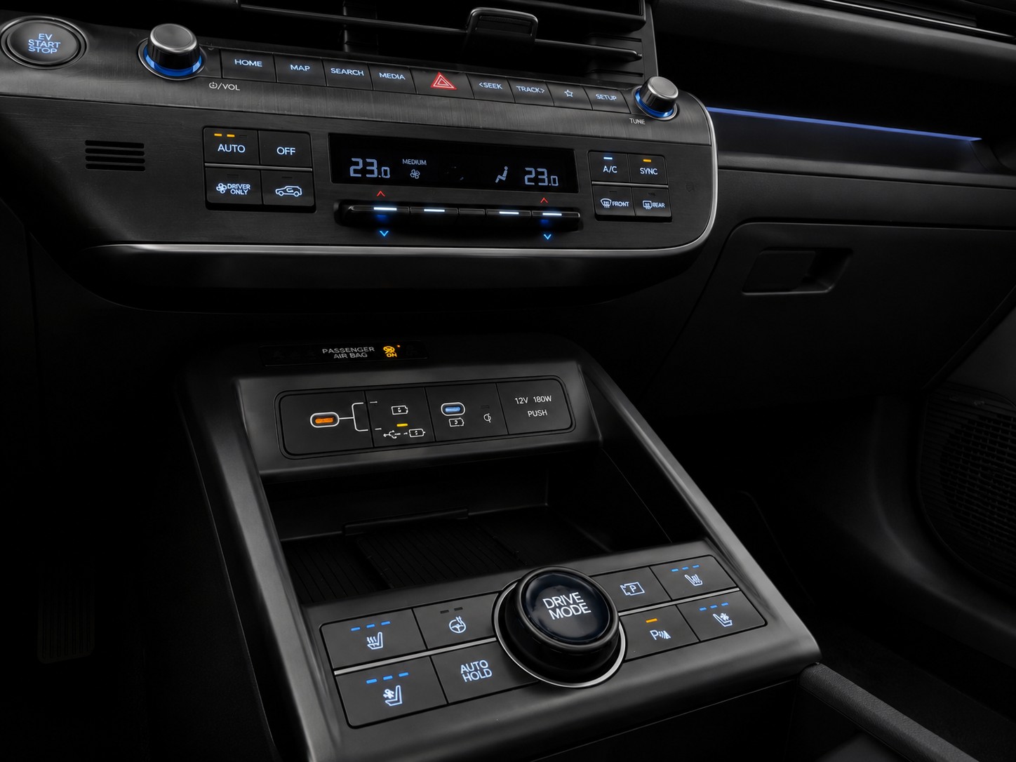 HYUNDAI Kona DEMO EV 65.4 kWh Vertex-image-12