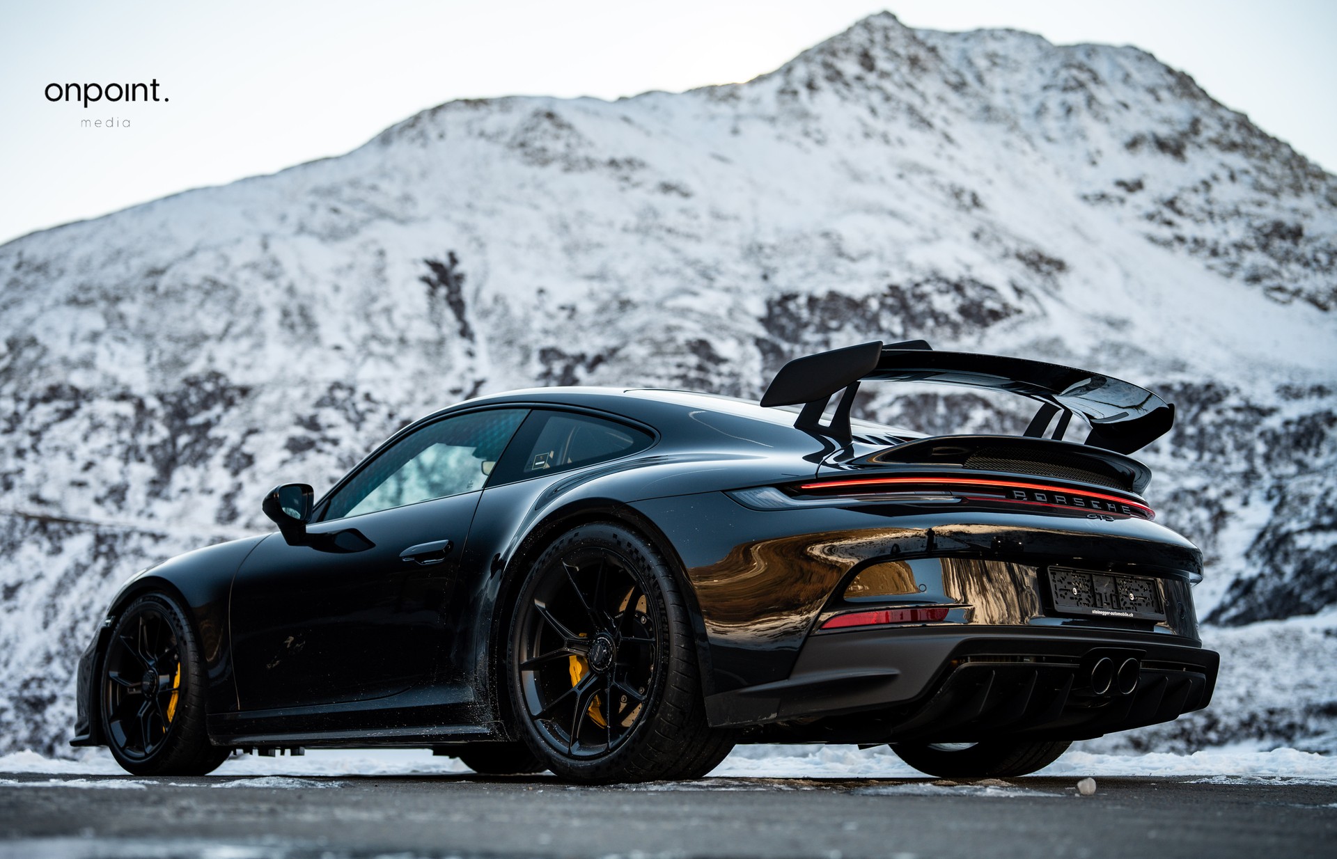 PORSCHE 911 992 GT3-image-7