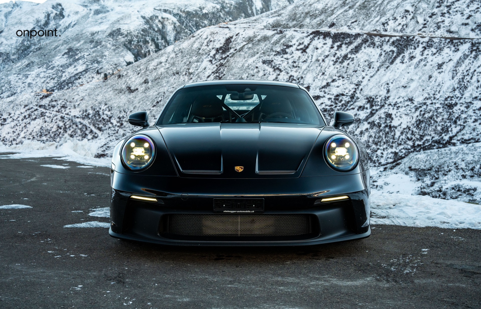PORSCHE 911 992 GT3-image-1