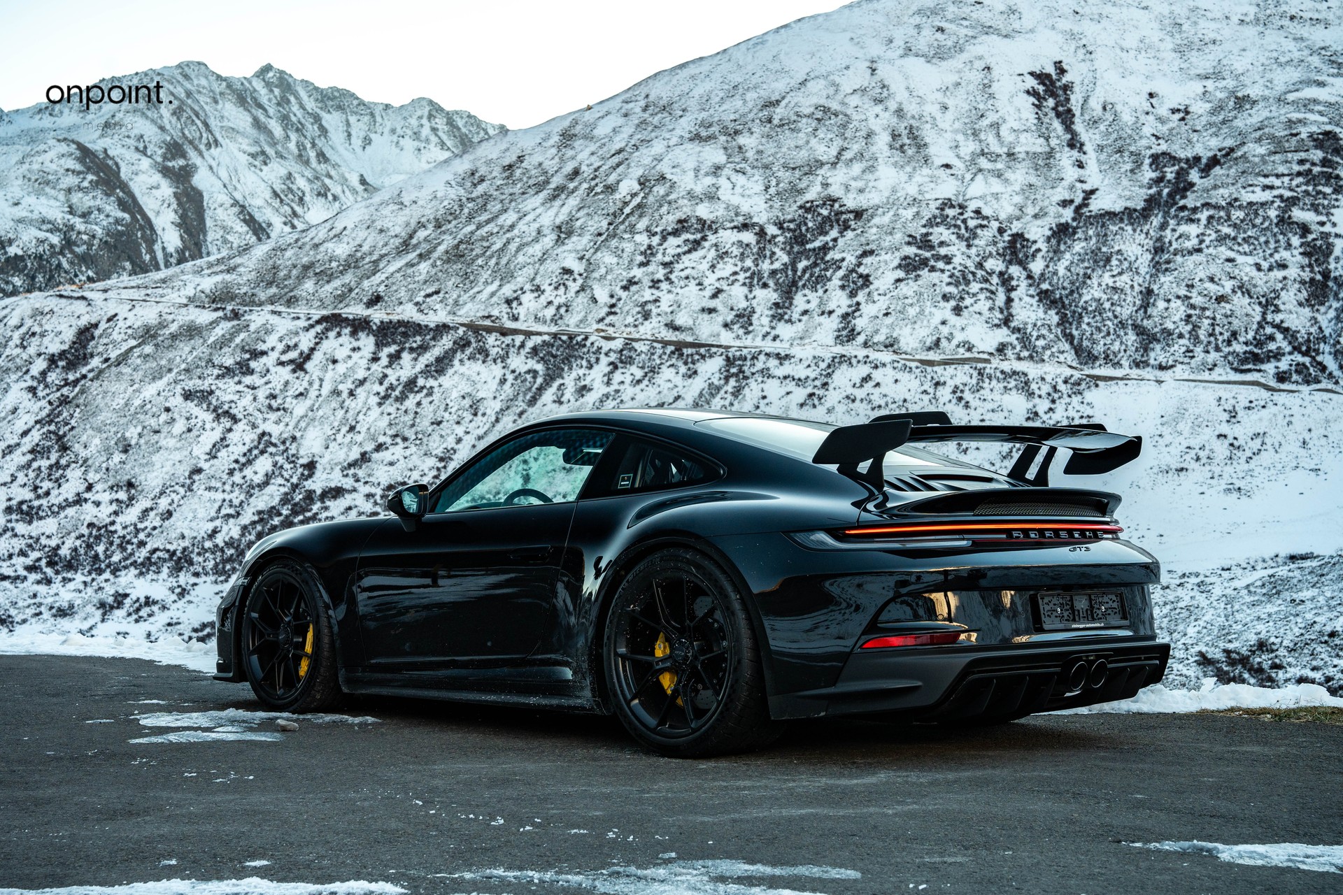 PORSCHE 911 992 GT3-image-6