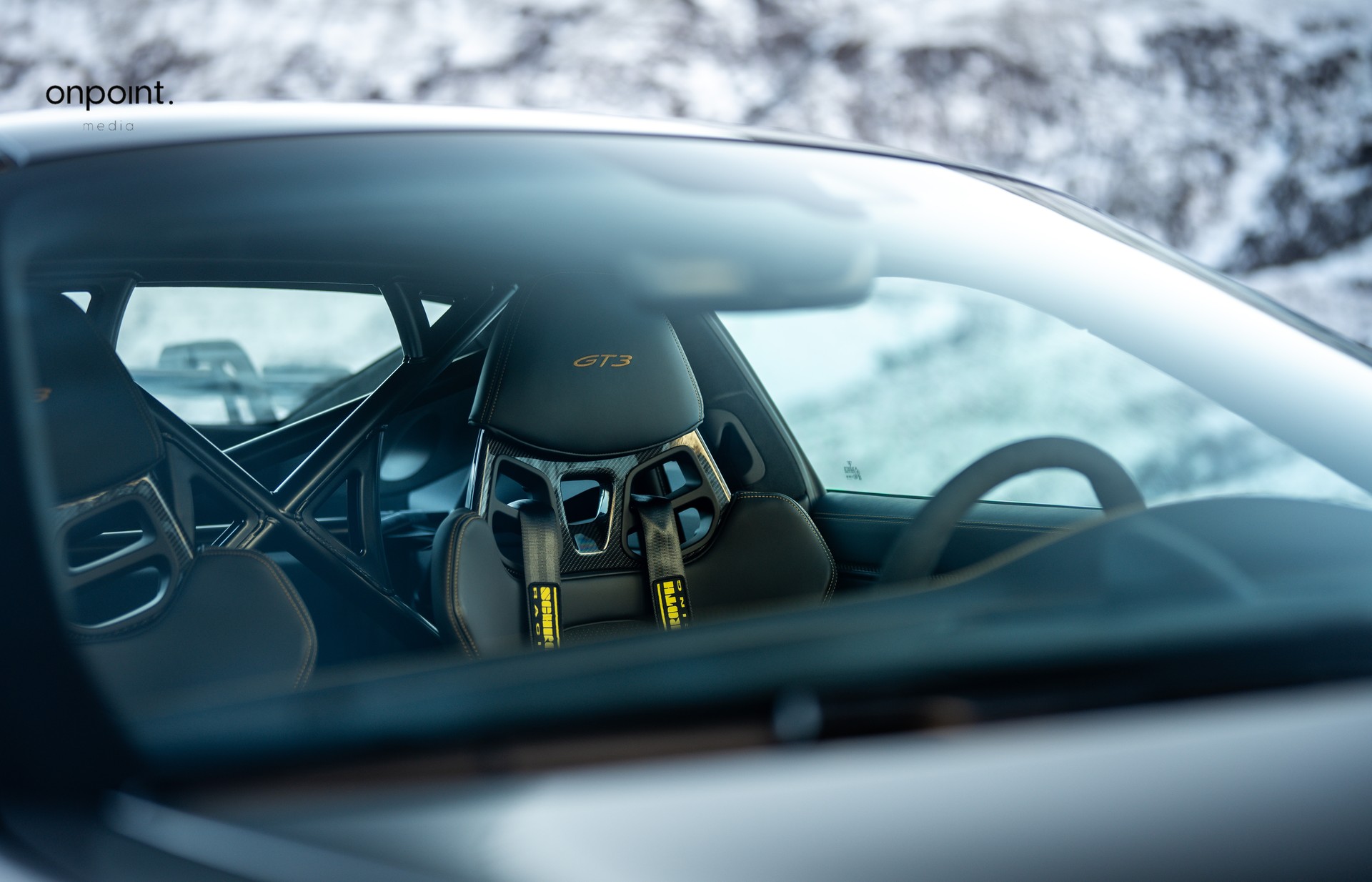 PORSCHE 911 992 GT3-image-12