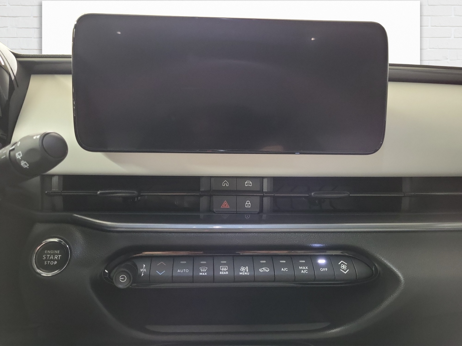FIAT 600 1.2 Hybrid La Prima-image-8