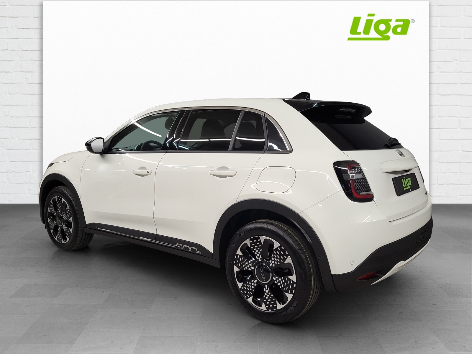 FIAT 600 1.2 Hybrid La Prima-image-3