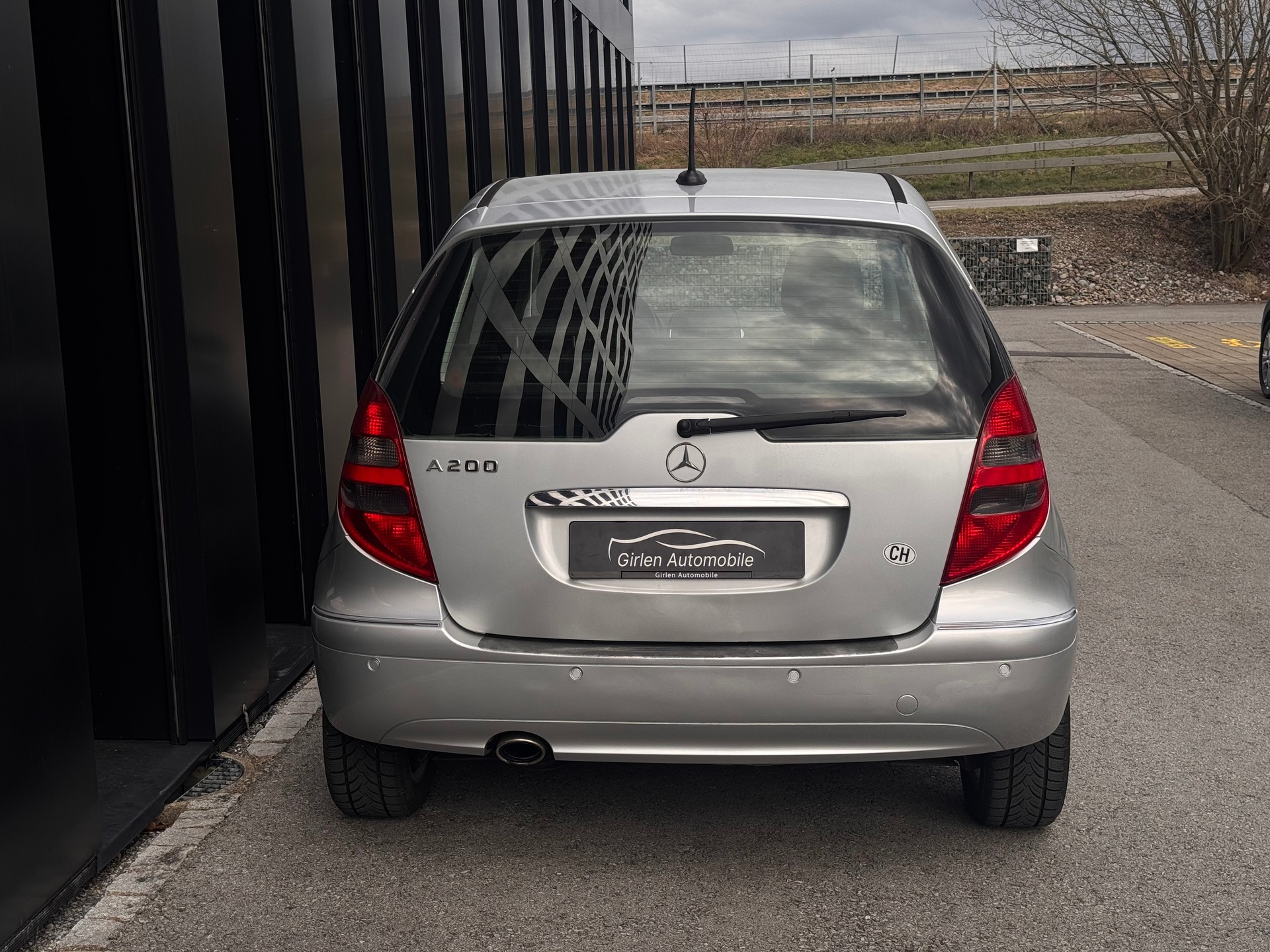 MERCEDES-BENZ A 200 Avantgarde-image-11