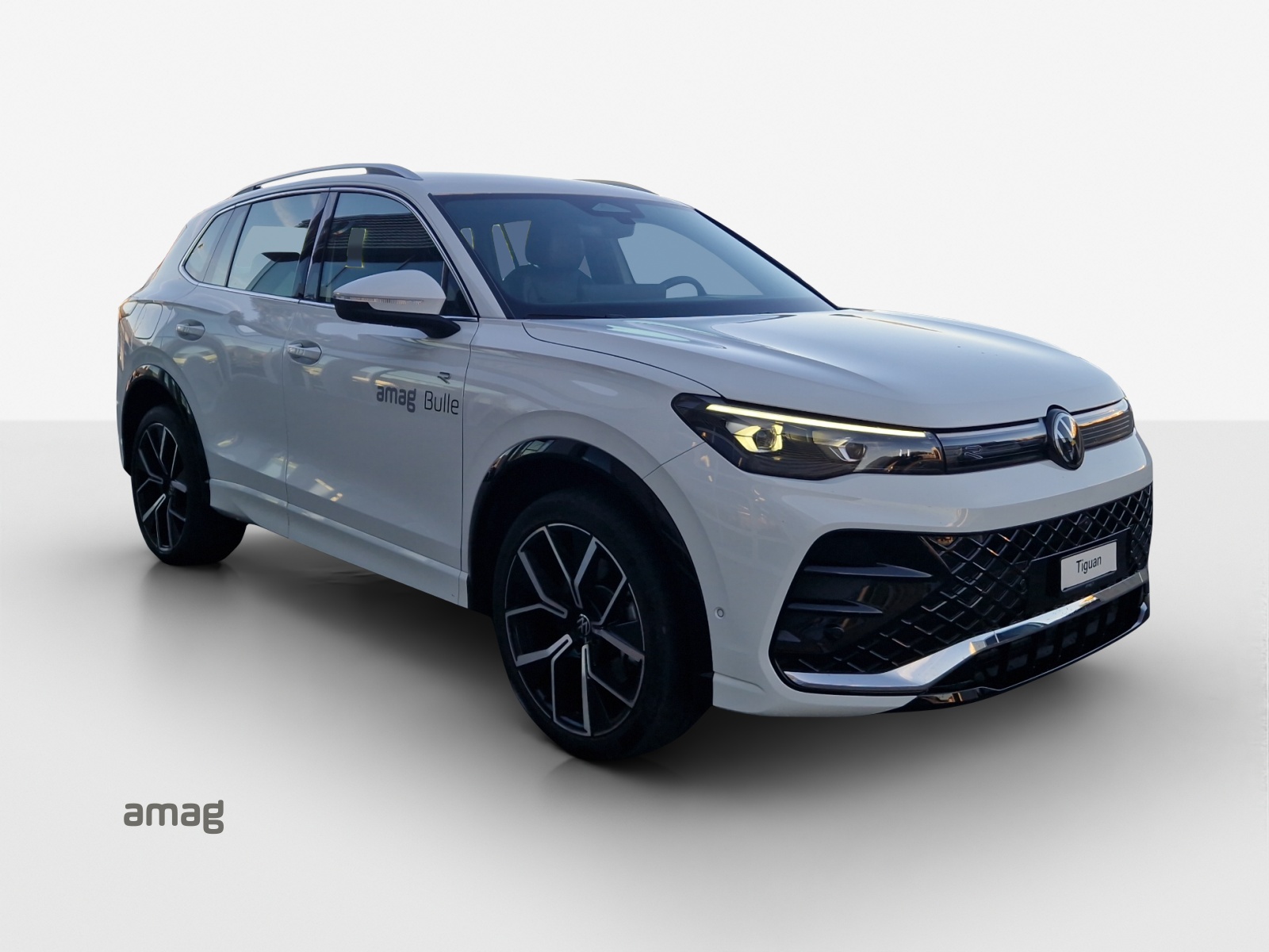 VW Tiguan 2.0 TSI DSG R-Line 4Motion-image-5