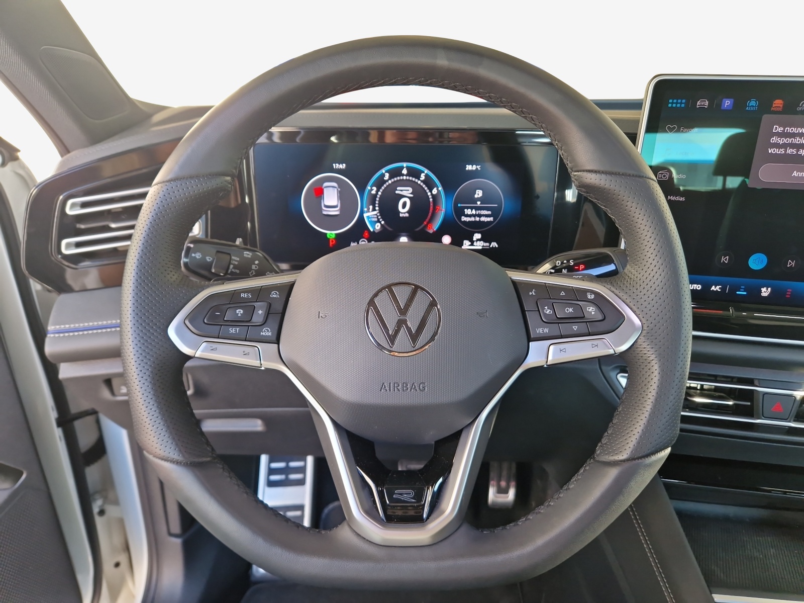 VW Tiguan 2.0 TSI DSG R-Line 4Motion-image-8