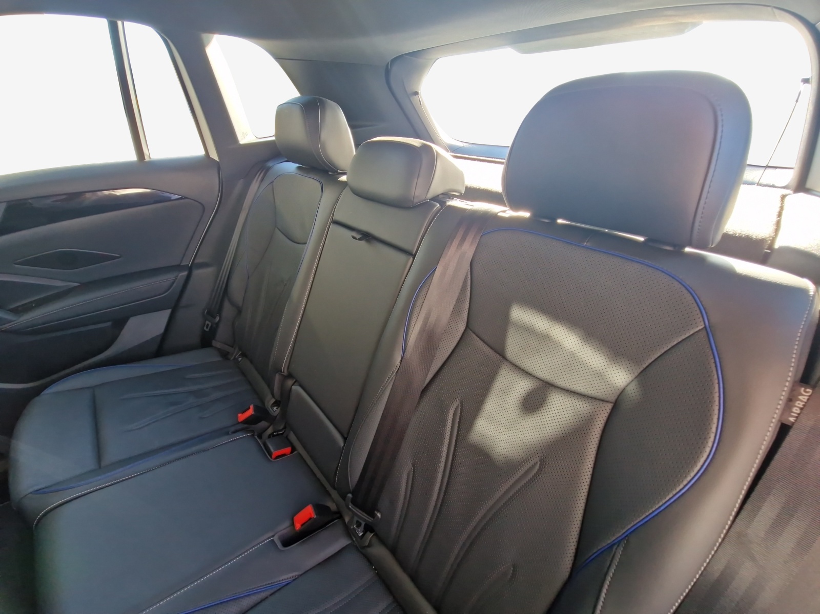 VW Tiguan 2.0 TSI DSG R-Line 4Motion-image-10