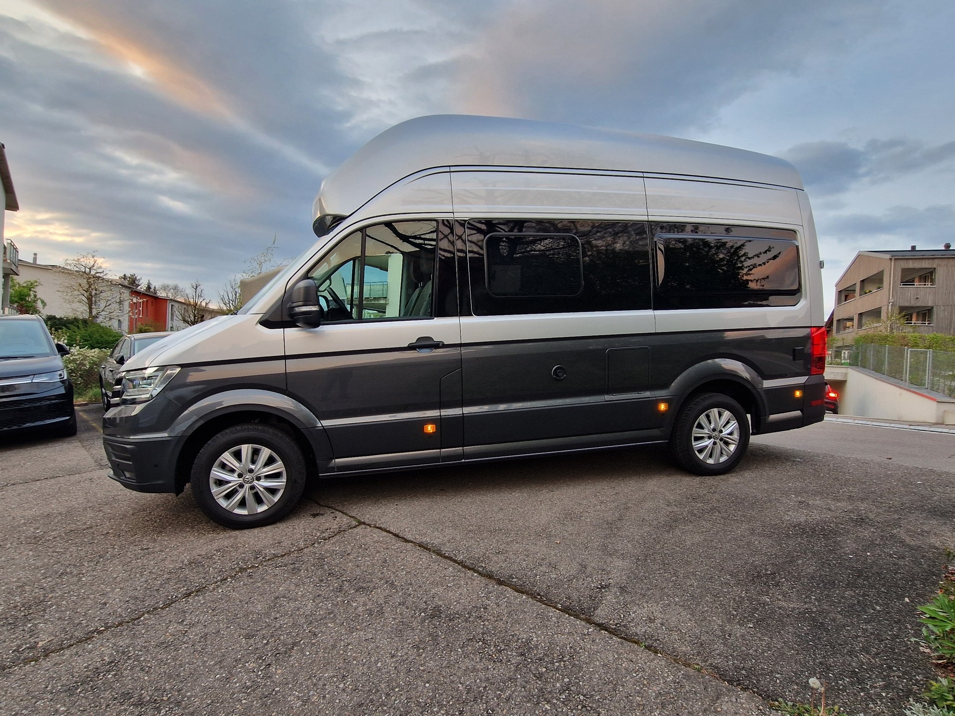 VW Grand California 600 2.0 BI-TDI 4 Motion 3500kg oder 3880kg 4 Schlafplätze-image-4