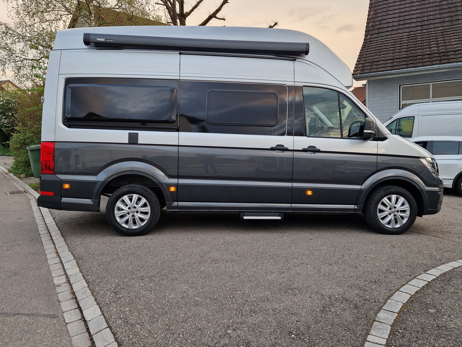 VW Grand California 600 2.0 BI-TDI 4 Motion 3500kg oder 3880kg 4 Schlafplätze-image-1