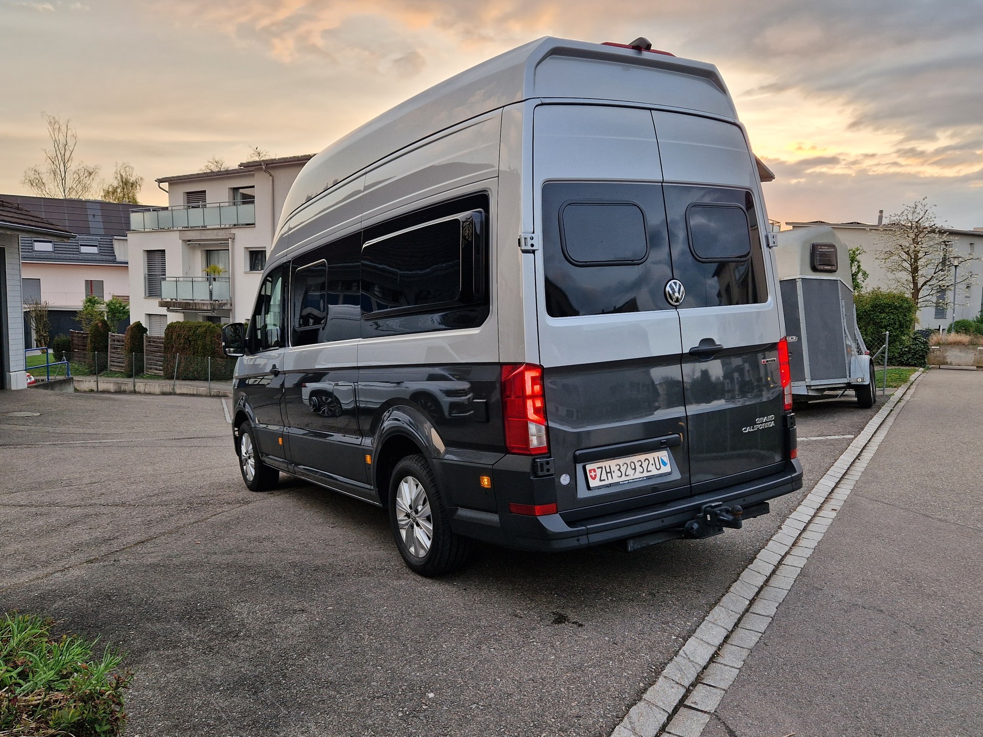 VW Grand California 600 2.0 BI-TDI 4 Motion 3500kg oder 3880kg 4 Schlafplätze-image-3