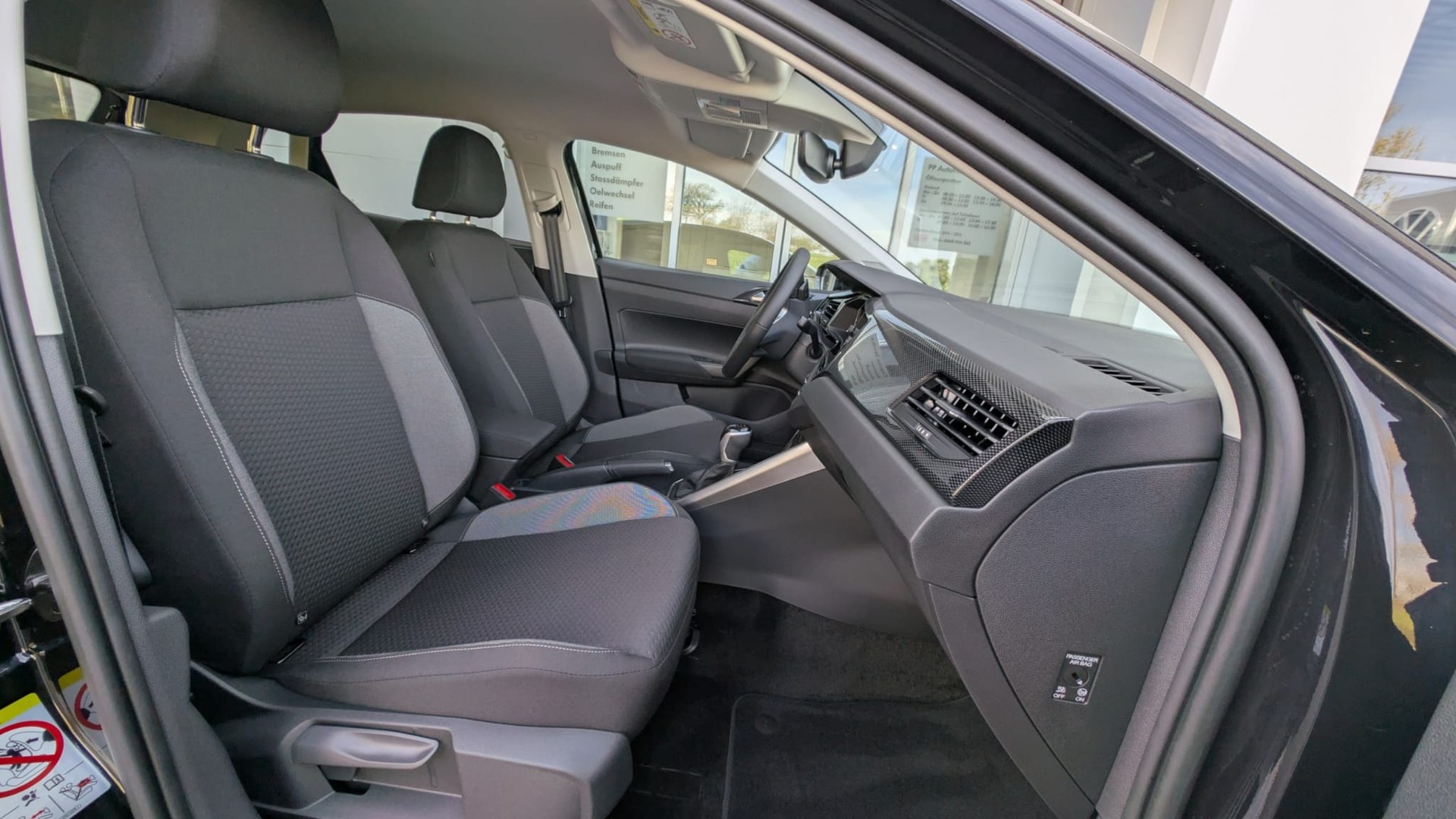 VW Polo 1.0 TSI Life DSG-image-2