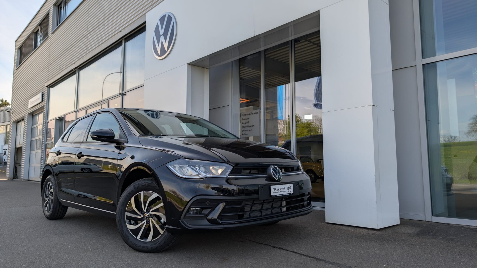 VW Polo 1.0 TSI Life DSG-image-1