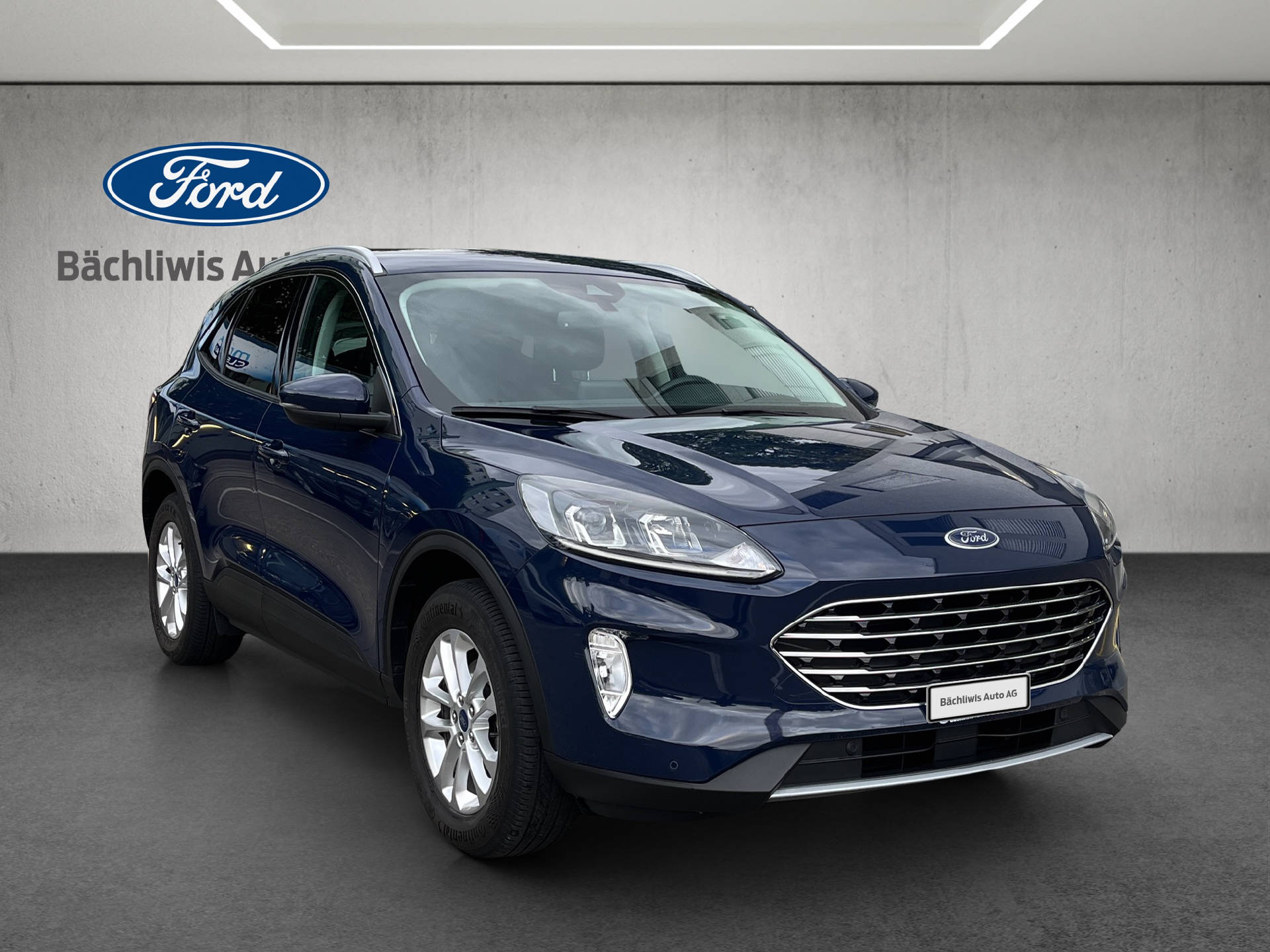 FORD Kuga 2.5 Hybrid Titanium 4x4-image-1