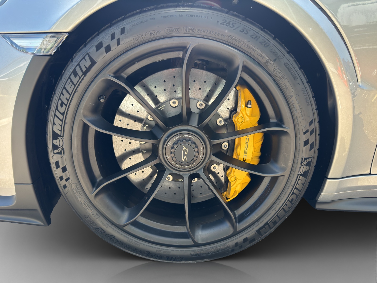 PORSCHE 911 GT3 RS PDK-image-12