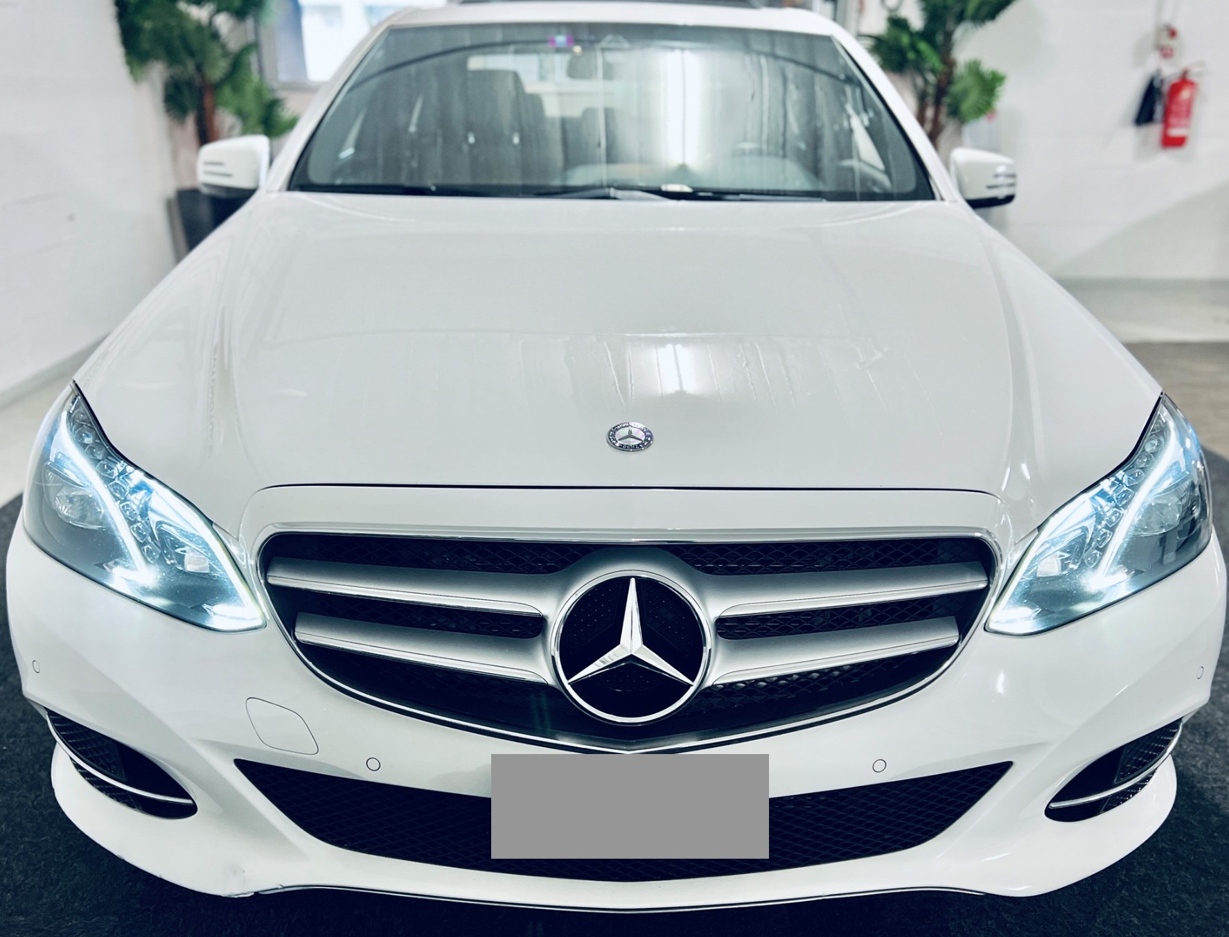 MERCEDES-BENZ E 200 BlueTEC Avantgarde 7G-Tronic-image-0