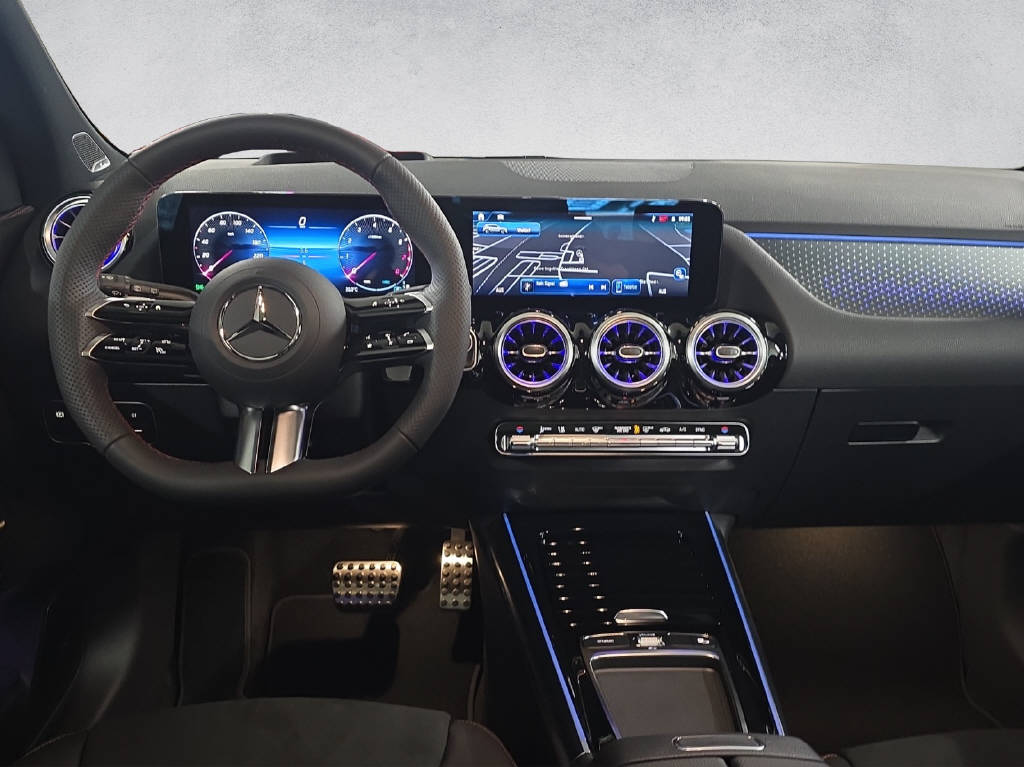 MERCEDES-BENZ GLA 200 AMG Line Night Star-image-14