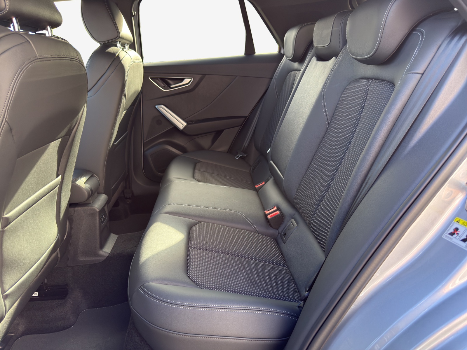 AUDI Q2 35 TFSI S-tronic-image-11