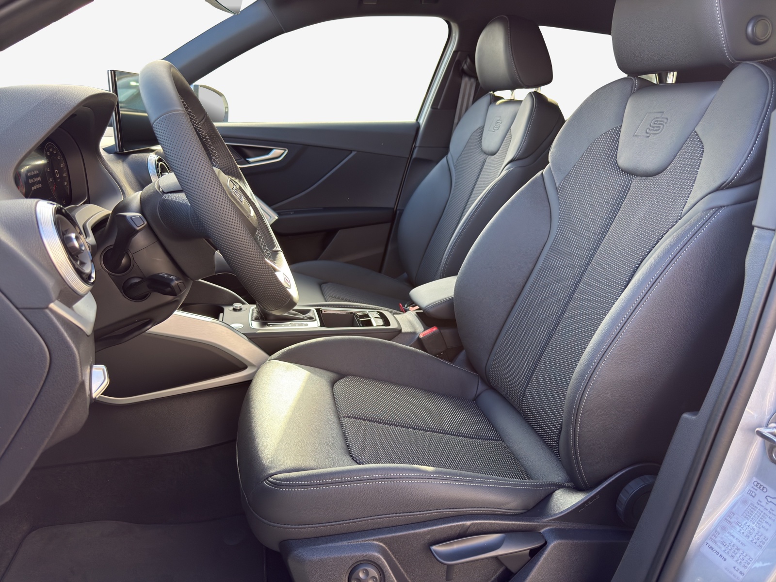 AUDI Q2 35 TFSI S-tronic-image-7