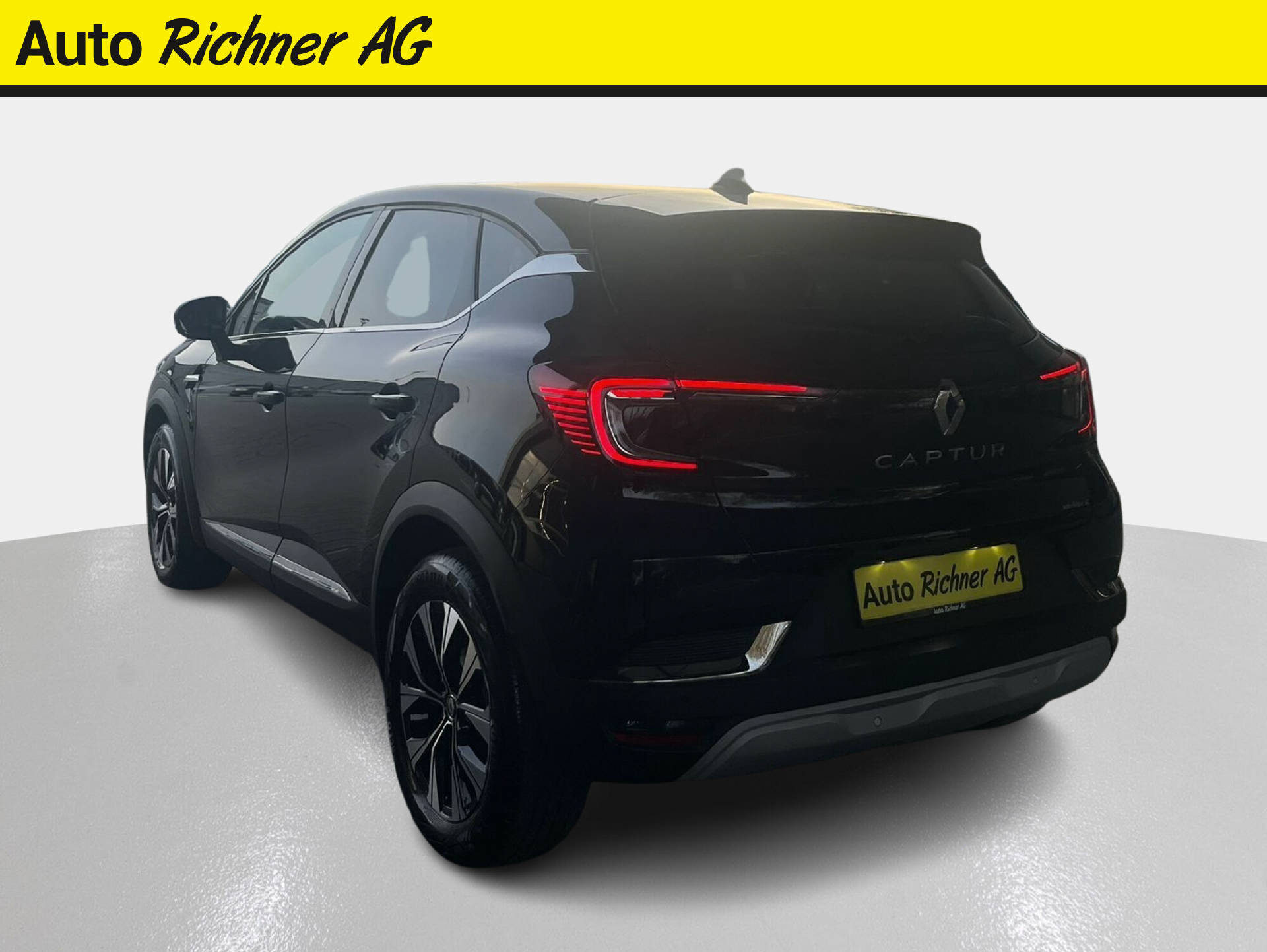 RENAULT Captur 1.3 TCe 140 techno EDC-image-4