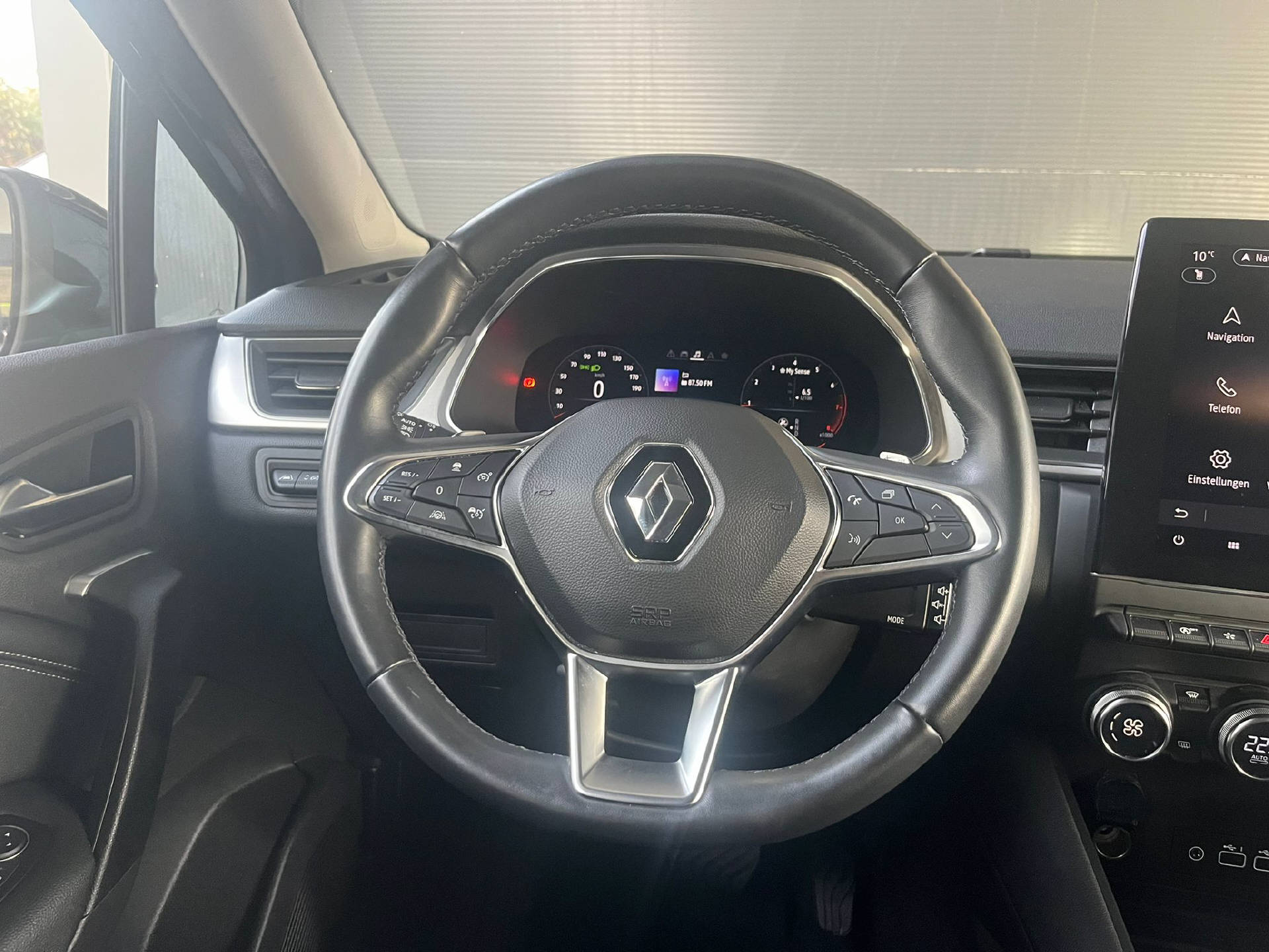 RENAULT Captur 1.3 TCe 140 techno EDC-image-7