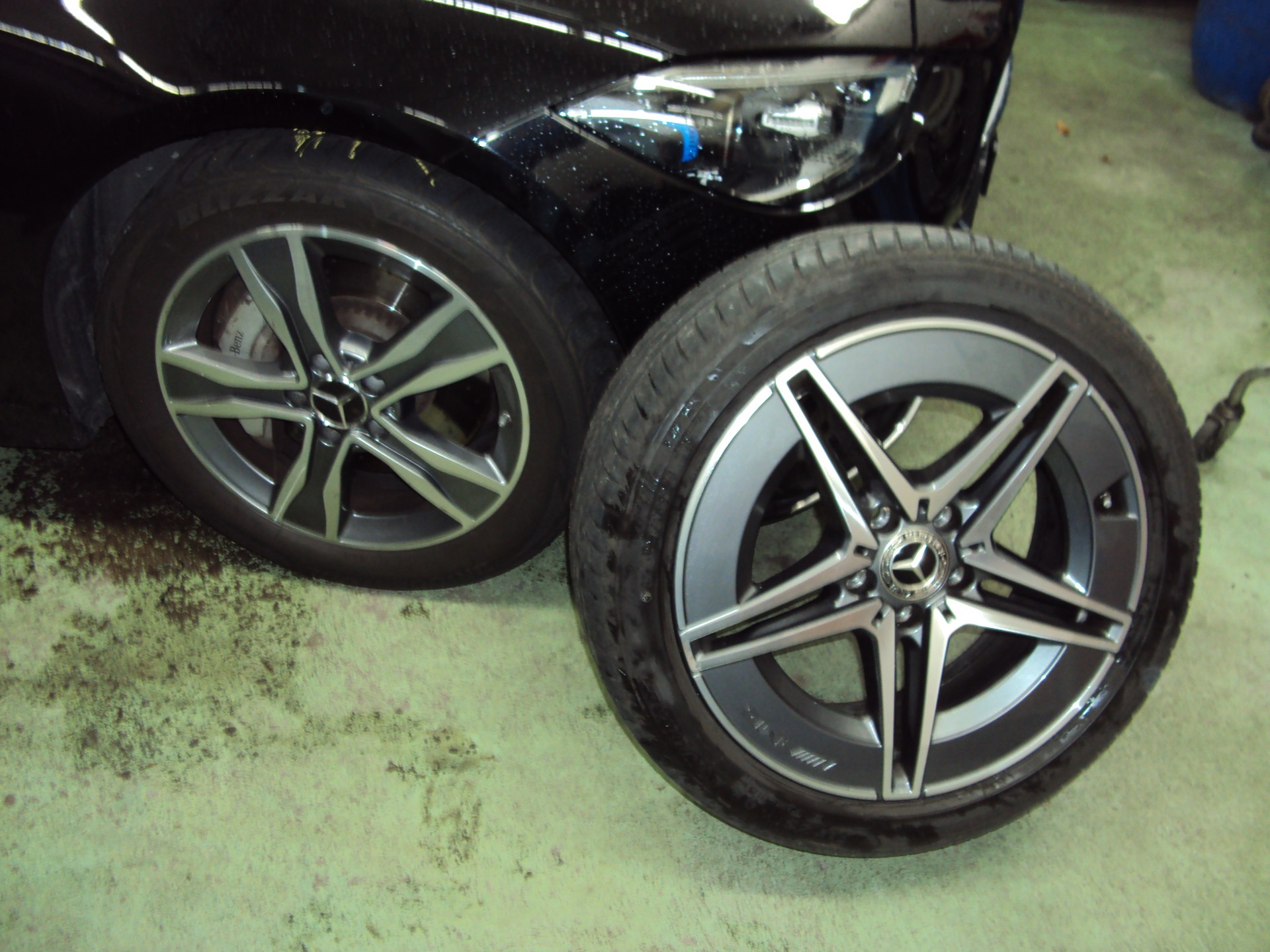 MERCEDES-BENZ C 220 d T AMG Line-image-8