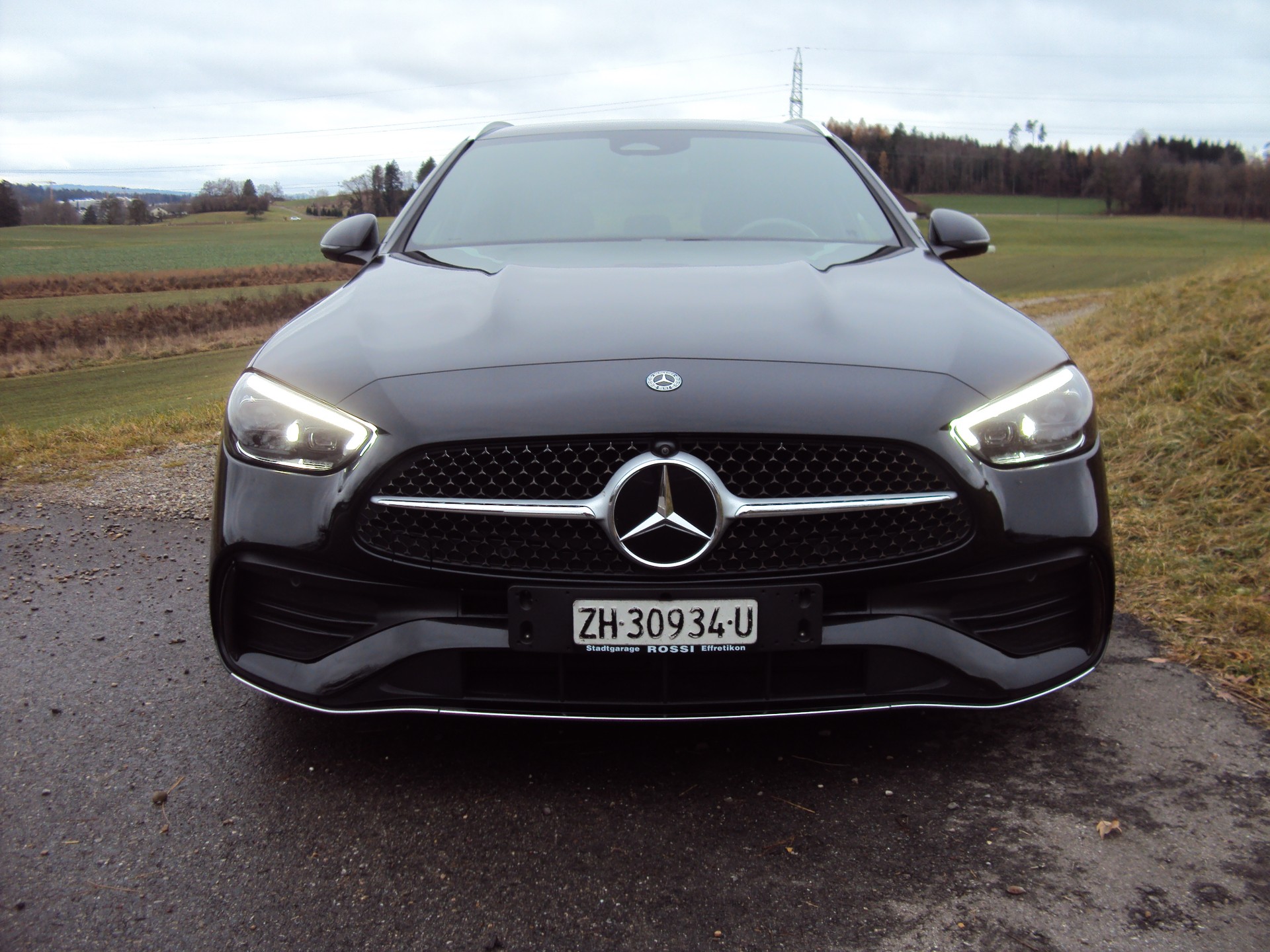 MERCEDES-BENZ C 220 d T AMG Line-image-2