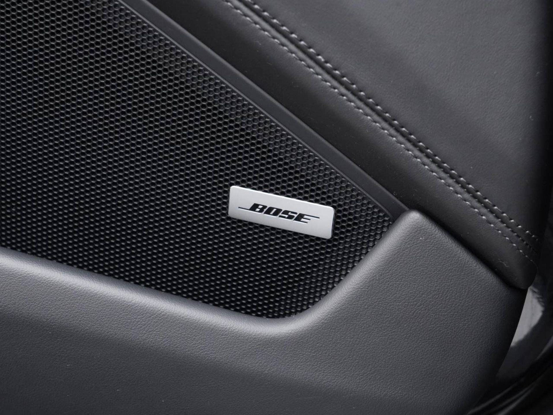 PORSCHE 911 Targa 4S-image-29