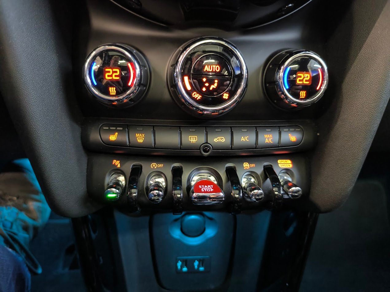 MINI Cooper King's Cross Steptronic DKG-image-6