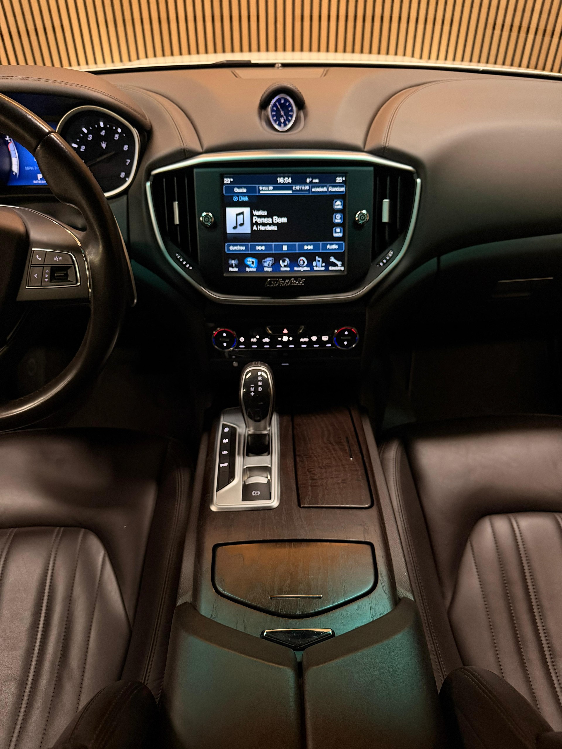 MASERATI Ghibli S Q4 3.0 V6 Automatica-image-25