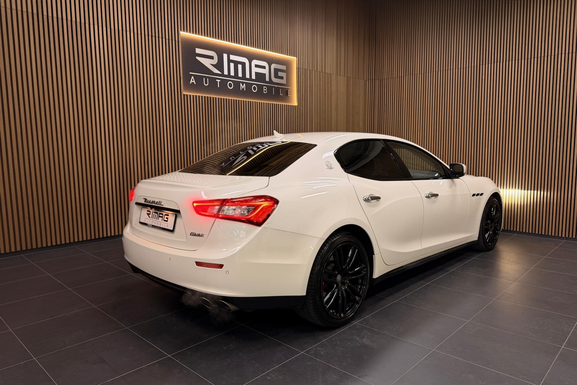 MASERATI Ghibli S Q4 3.0 V6 Automatica-image-9