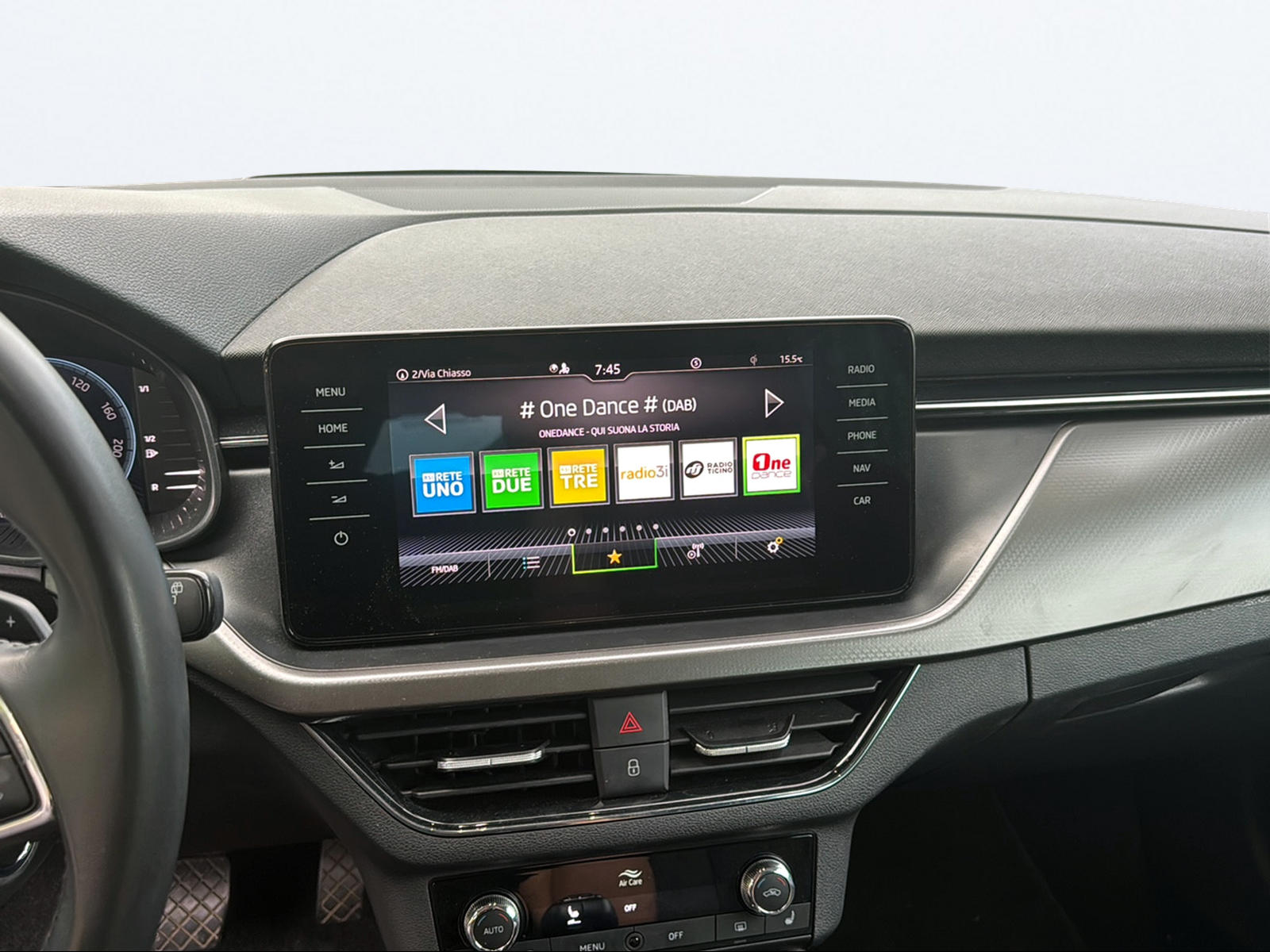 SKODA Kamiq 1.0 TSI Clever DSG-image-12
