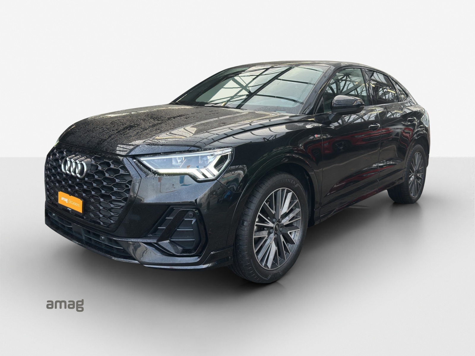AUDI Q3 Sportback 35 TDI S line Attraction quattro S-tronic-image-0