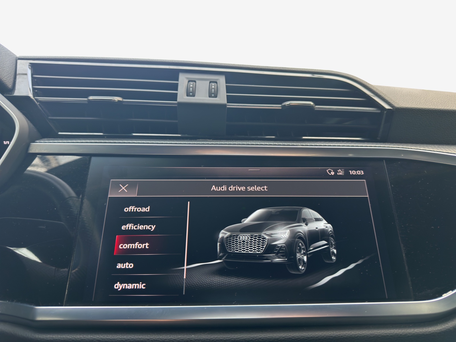 AUDI Q3 Sportback 35 TDI S line Attraction quattro S-tronic-image-14
