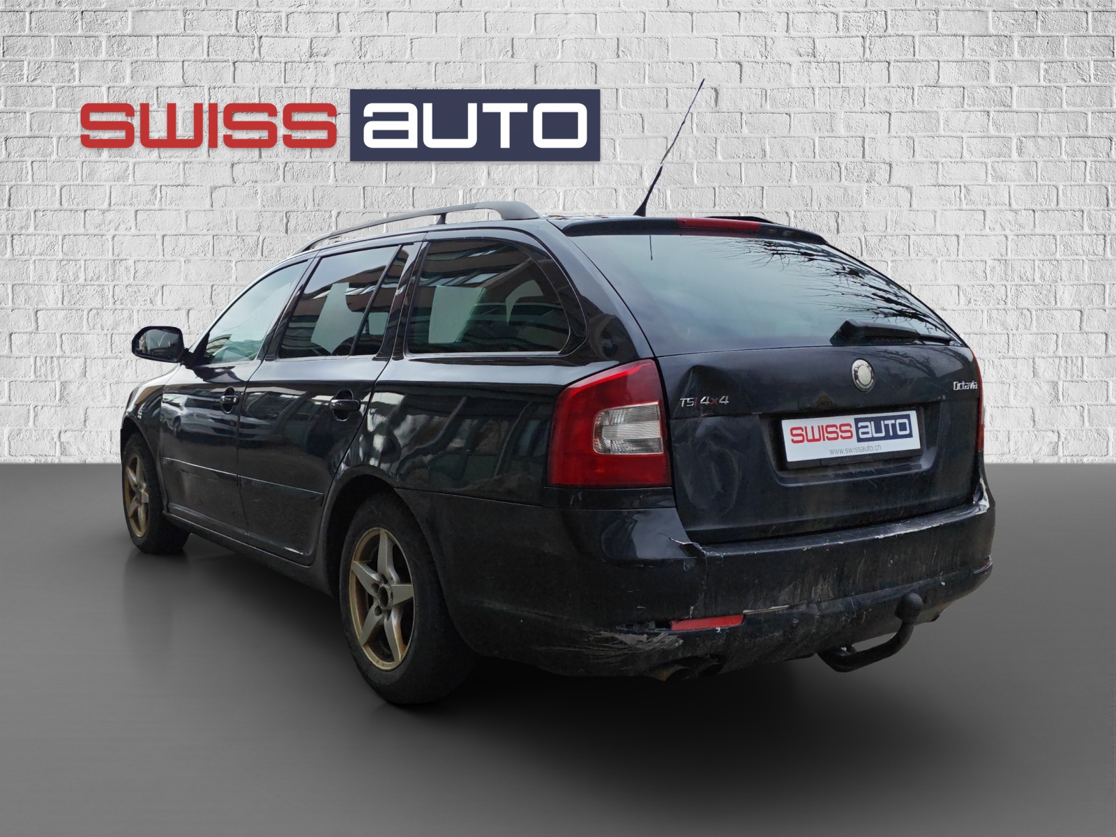 SKODA Octavia Combi 1.8 TSI 50Years 4x4-image-6