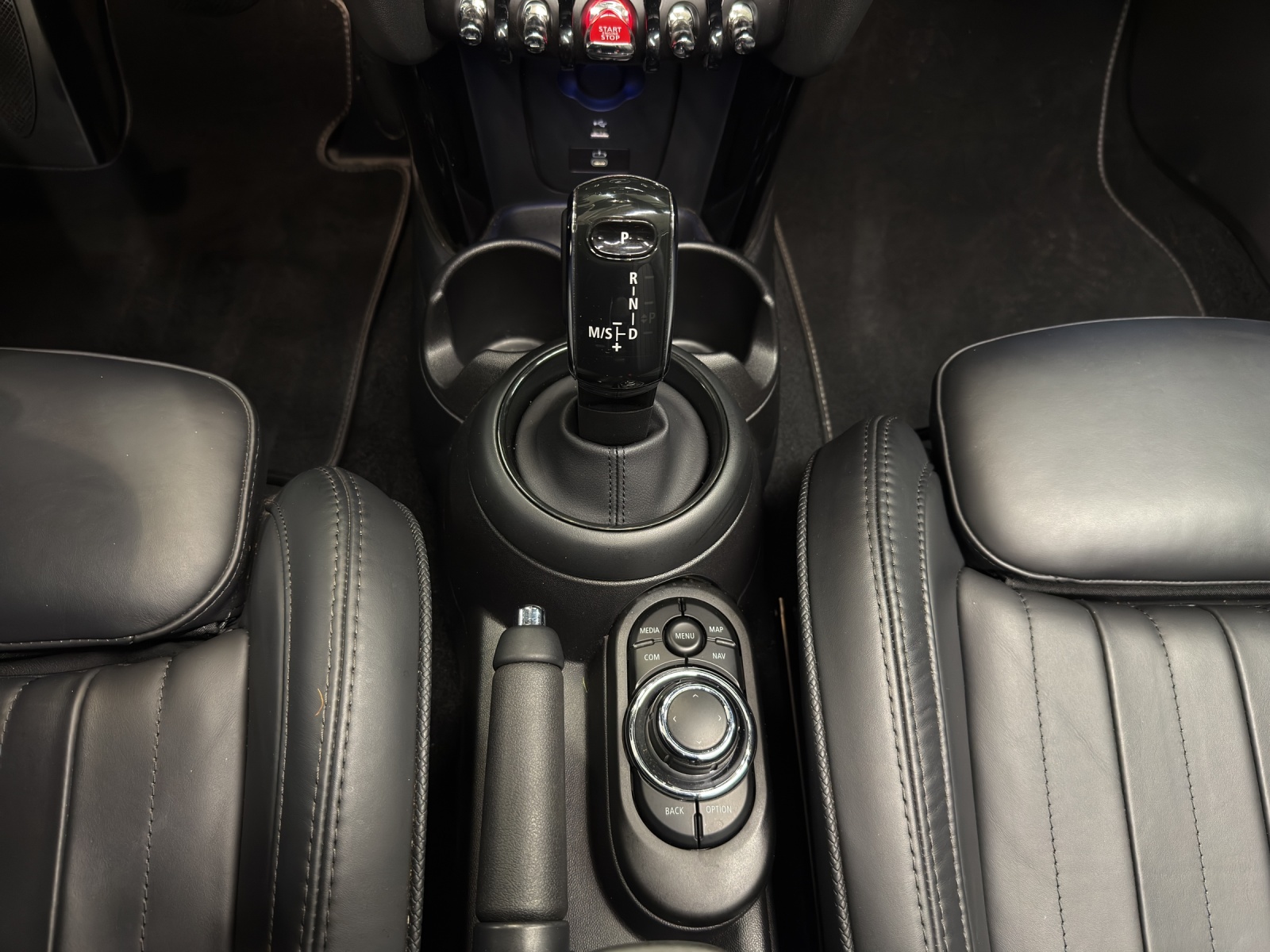 MINI Cooper S Cabriolet DKG-image-17