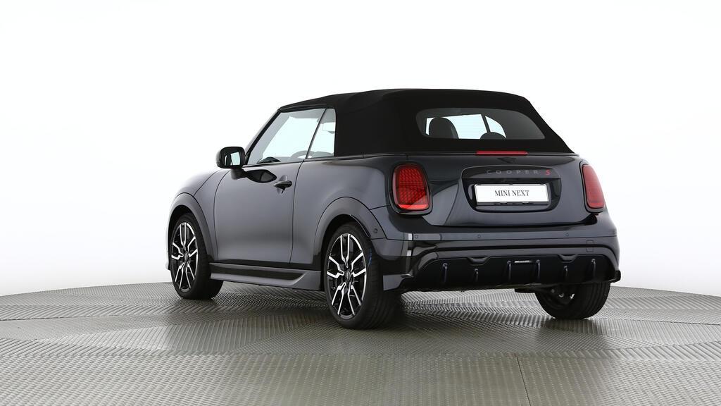 MINI Cooper S Cabrio-image-4