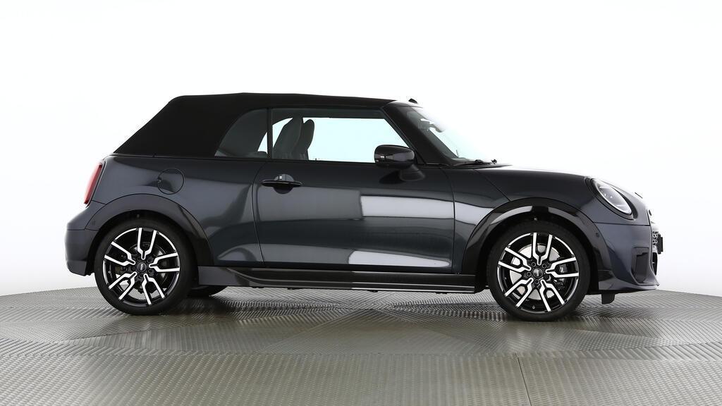 MINI Cooper S Cabrio-image-2