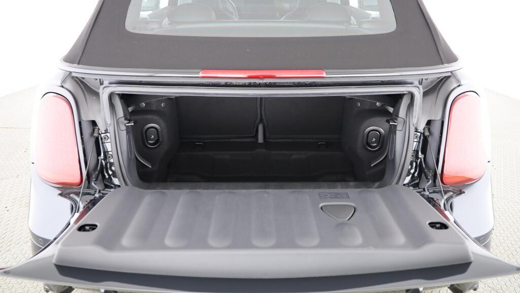 MINI Cooper S Cabrio-image-18