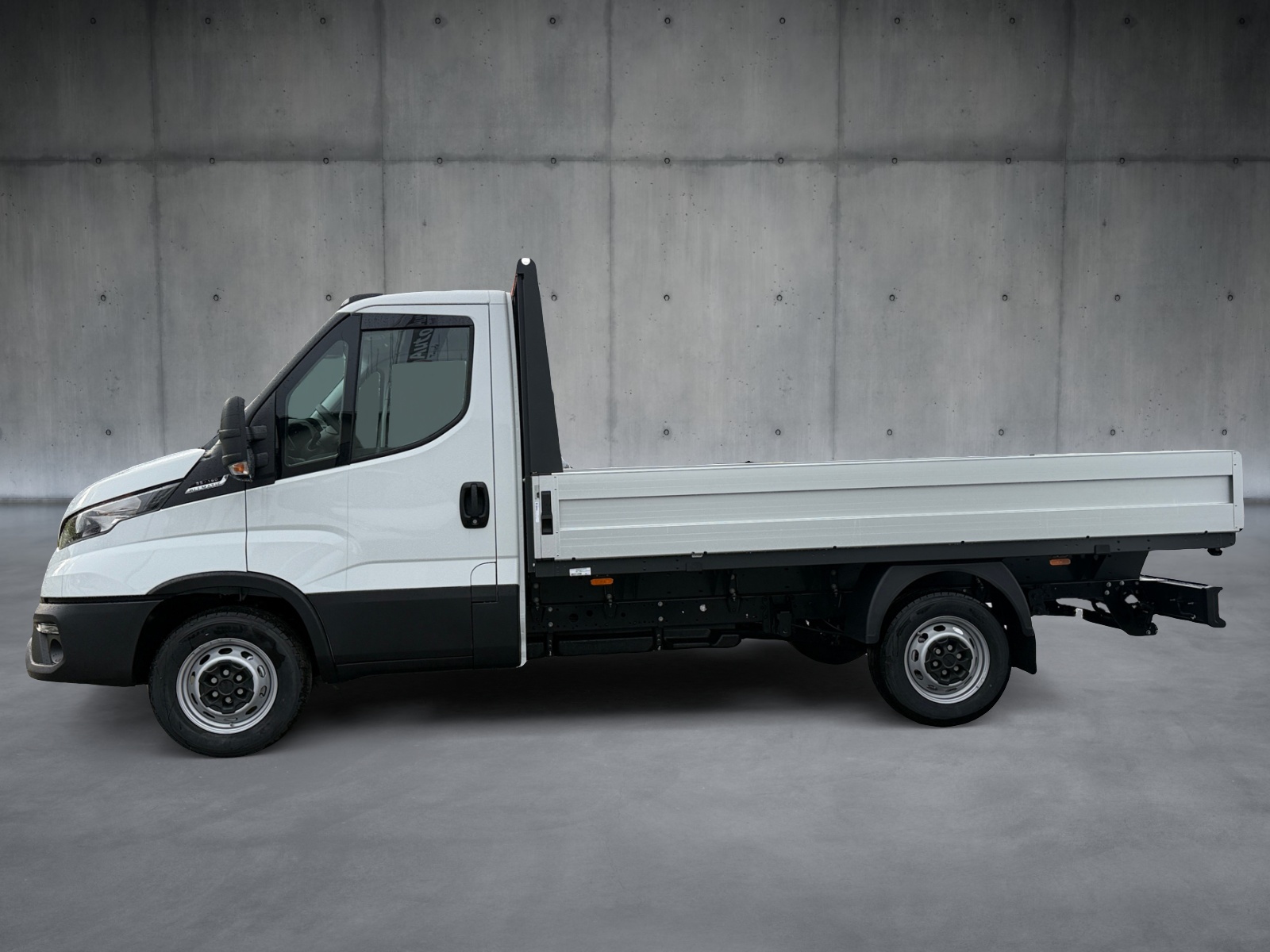 IVECO 35S16A8 mit Werksbrücke Scattolini-image-1