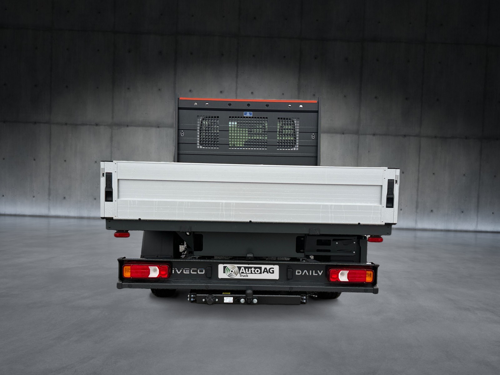 IVECO 35S16A8 mit Werksbrücke Scattolini-image-2