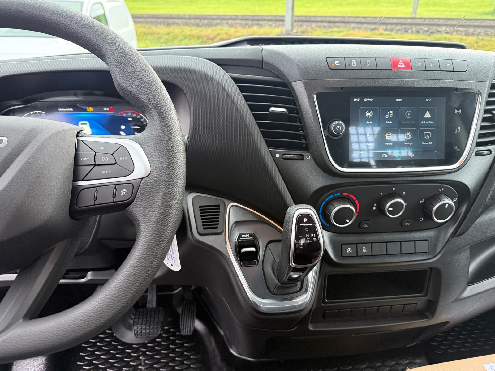 IVECO 35S16A8 mit Werksbrücke Scattolini-image-8