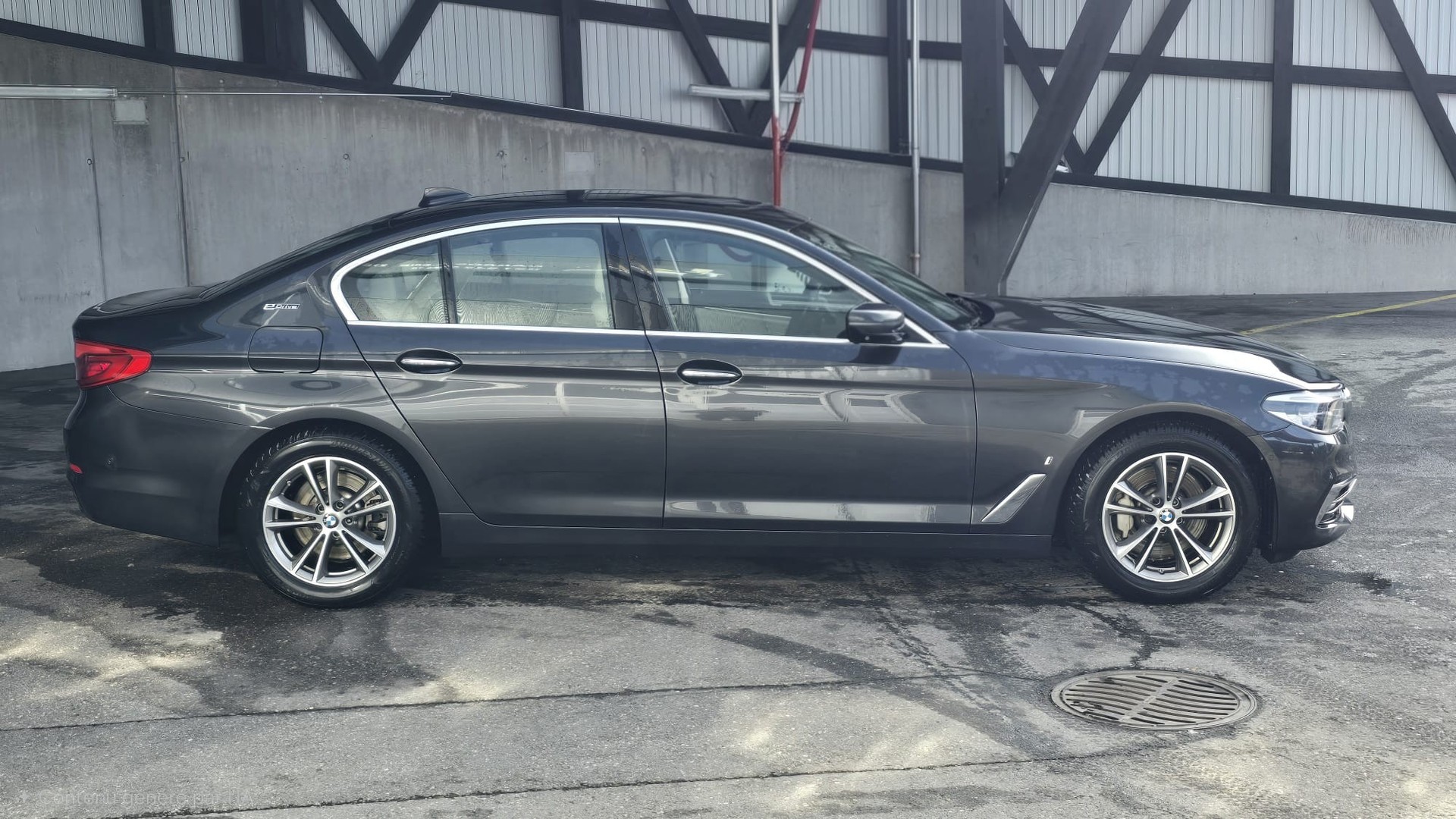 BMW 530e iPerformance Luxury Line Steptronic-image-2