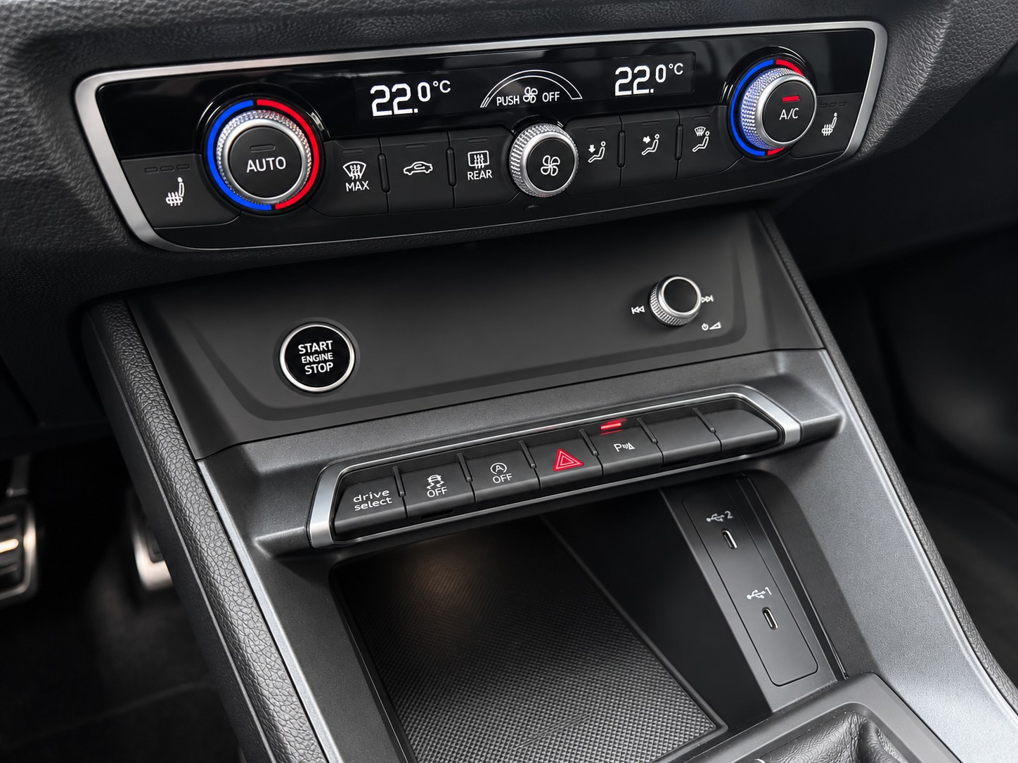 AUDI Q3 Sportback 35 TFSI S line S-tronic-image-19