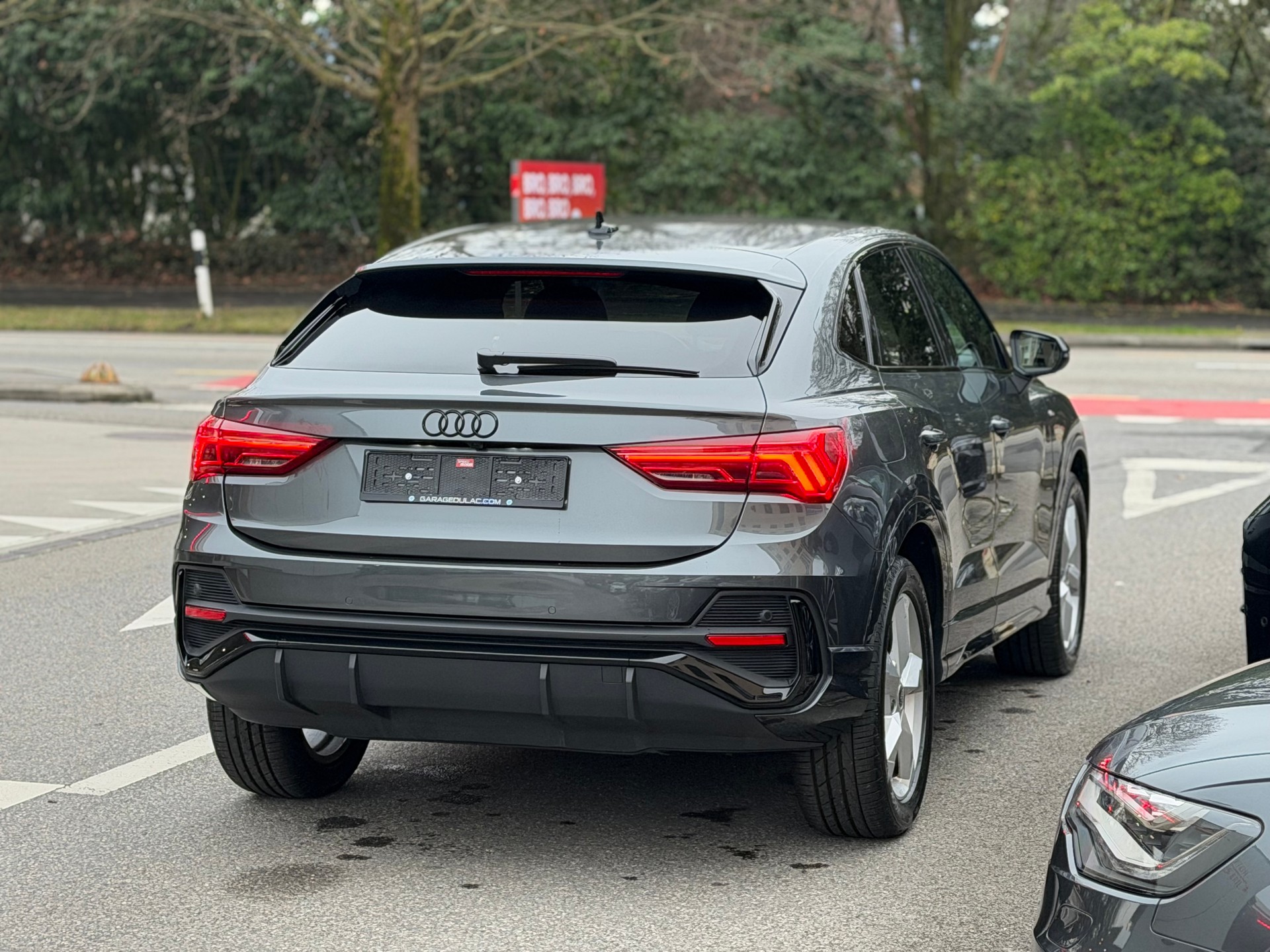 AUDI Q3 Sportback 35 TFSI S line S-tronic-image-6