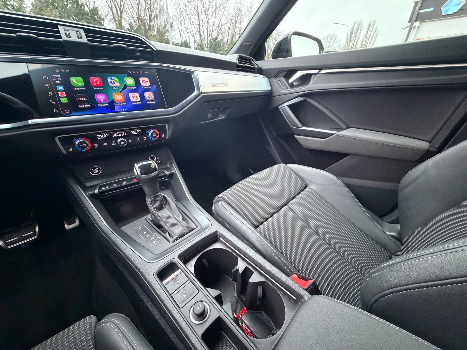 AUDI Q3 Sportback 35 TFSI S line S-tronic-image-21