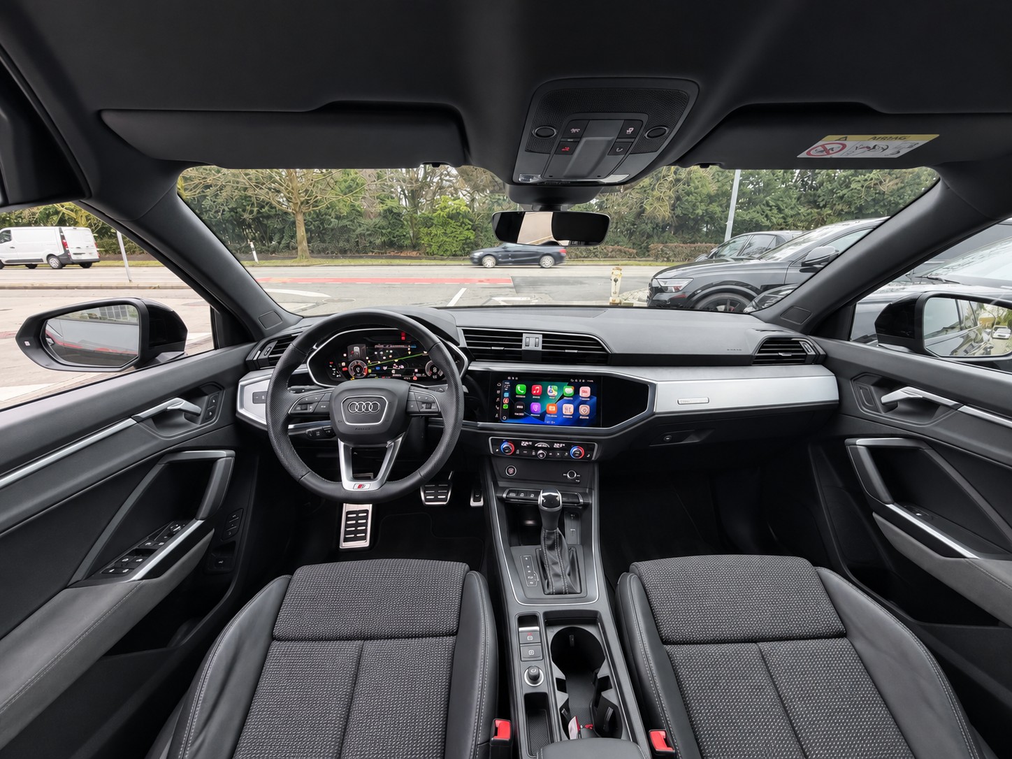 AUDI Q3 Sportback 35 TFSI S line S-tronic-image-14
