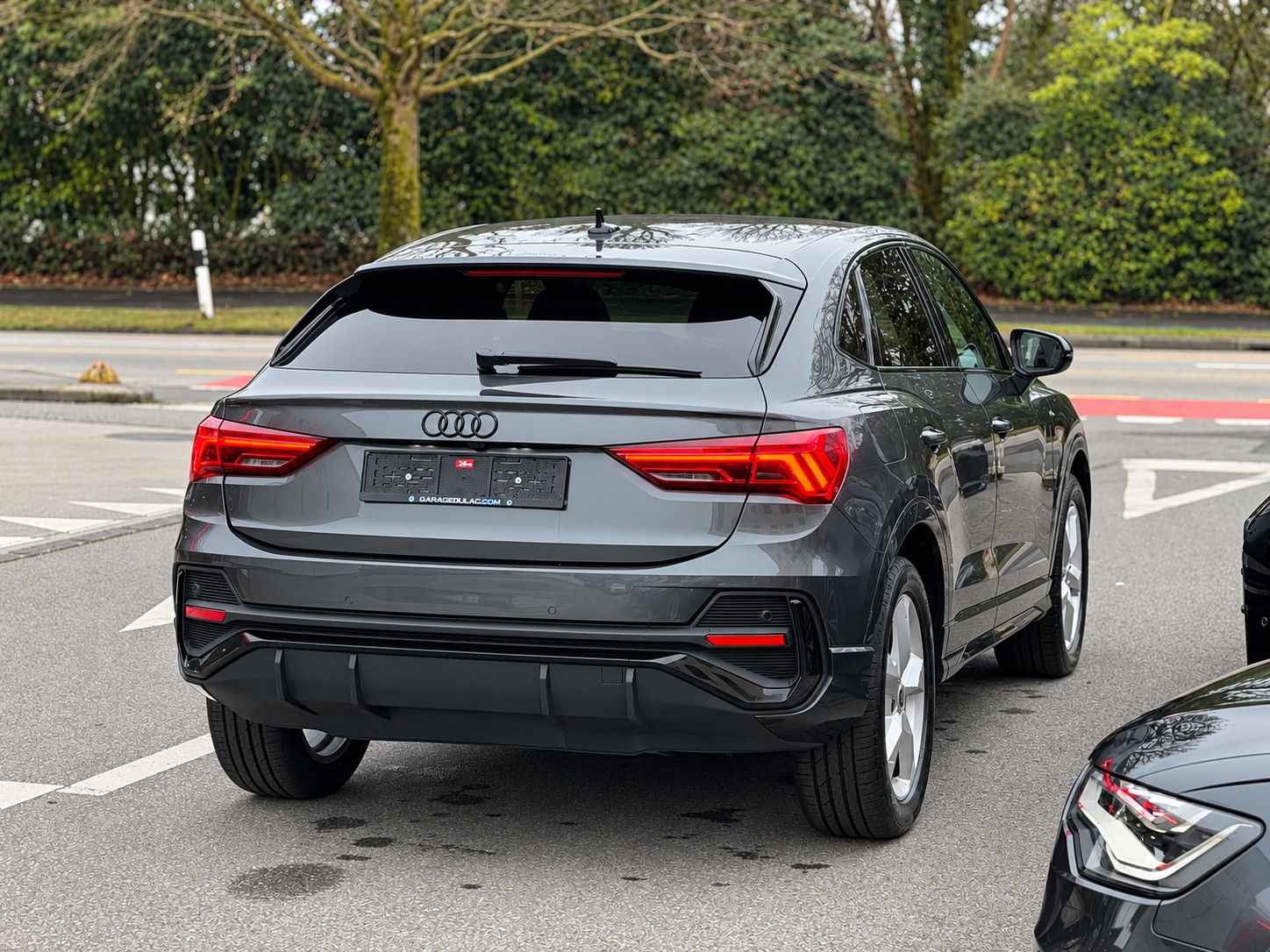 AUDI Q3 Sportback 35 TFSI S line S-tronic-image-6